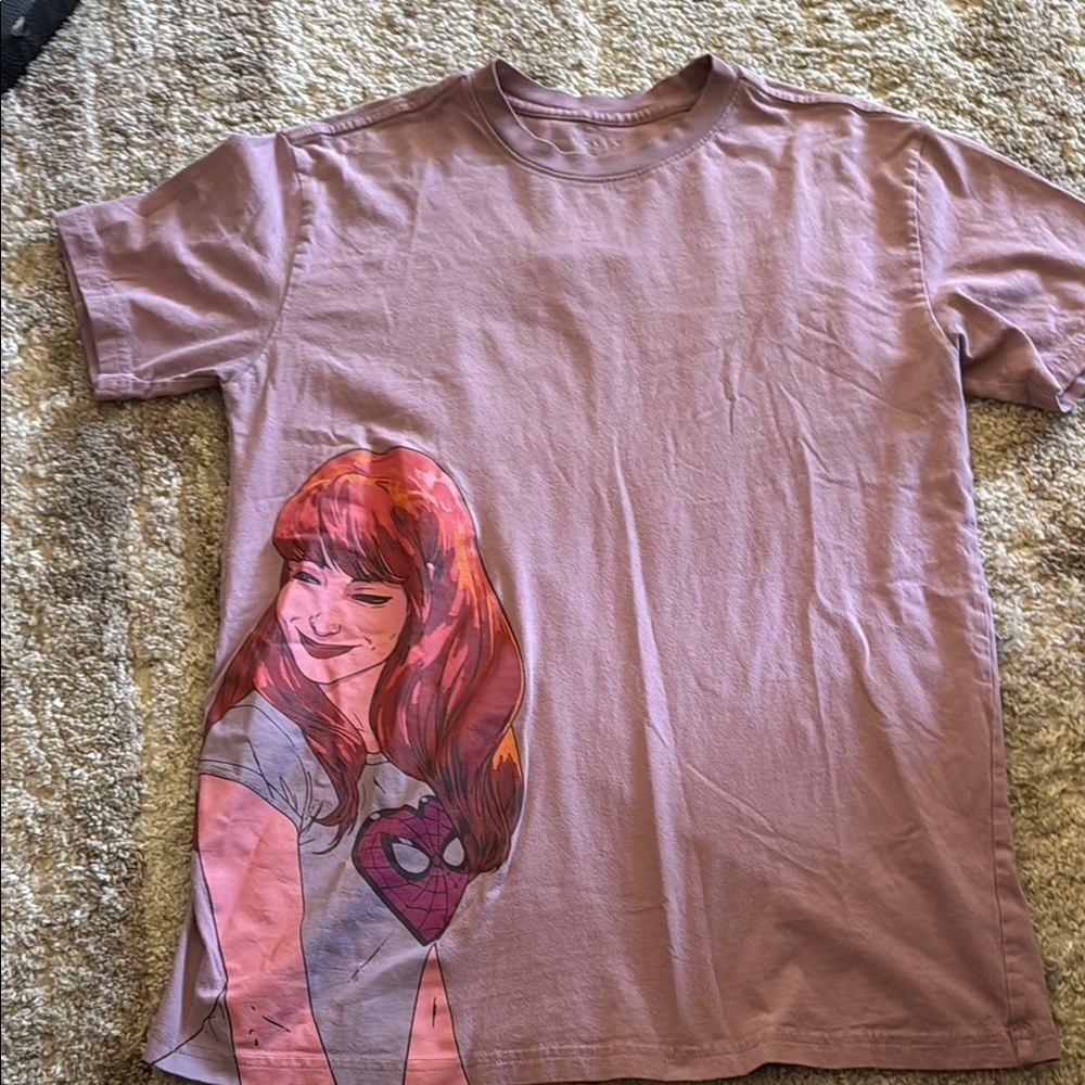 🍍Marvel Mary Jane t shirt🍍Sz Med🍍Pit to pit 20”🍍length 26”🍍